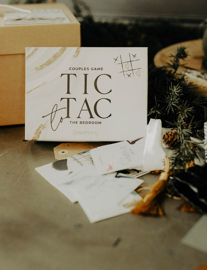 Naugty-Christmas-game-for-couples-Tic-tac-to-the-bedroom-OpenMity-romance