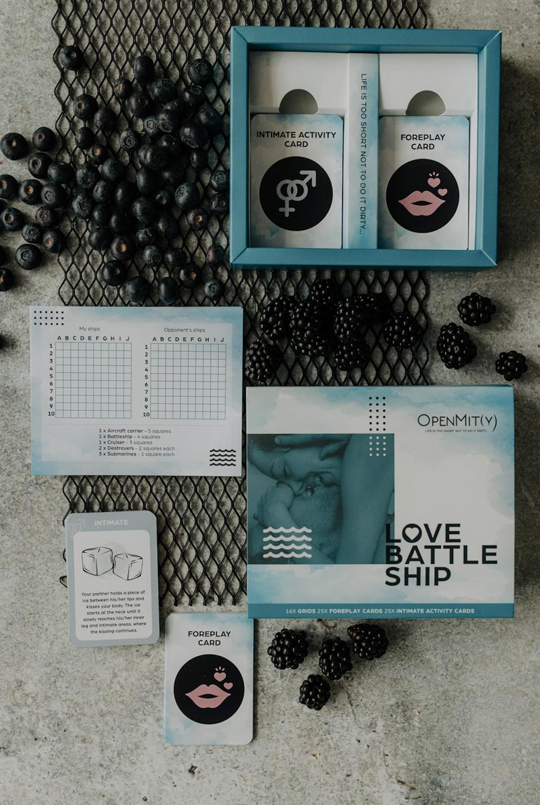 Love-Battleship-game-for-couples-OpenMity-romance-bundle-with-card